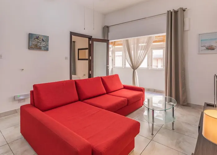 Apartment In Three Cities Near Valletta Ferry דירה Cospicua